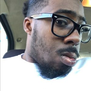 Meet your Posher, Delvin